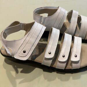 Propet Women's Aurora Leather Open Toe Slingback Sandal Shoes Size 9 1/2 Wide